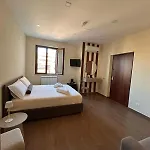 Saro * Pietraperzia