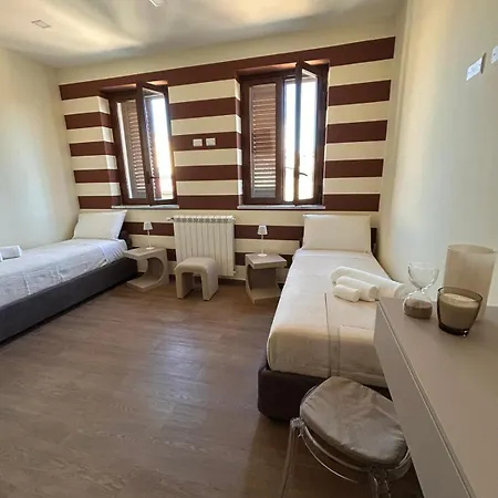 Saro Konukevi Pietraperzia