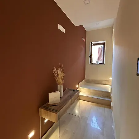 בית הארחה Saro *